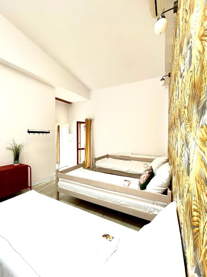 Happy Living Hostel Breslavia Exterior foto