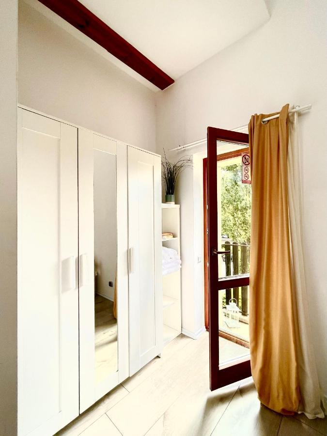 Happy Living Hostel Breslavia Exterior foto
