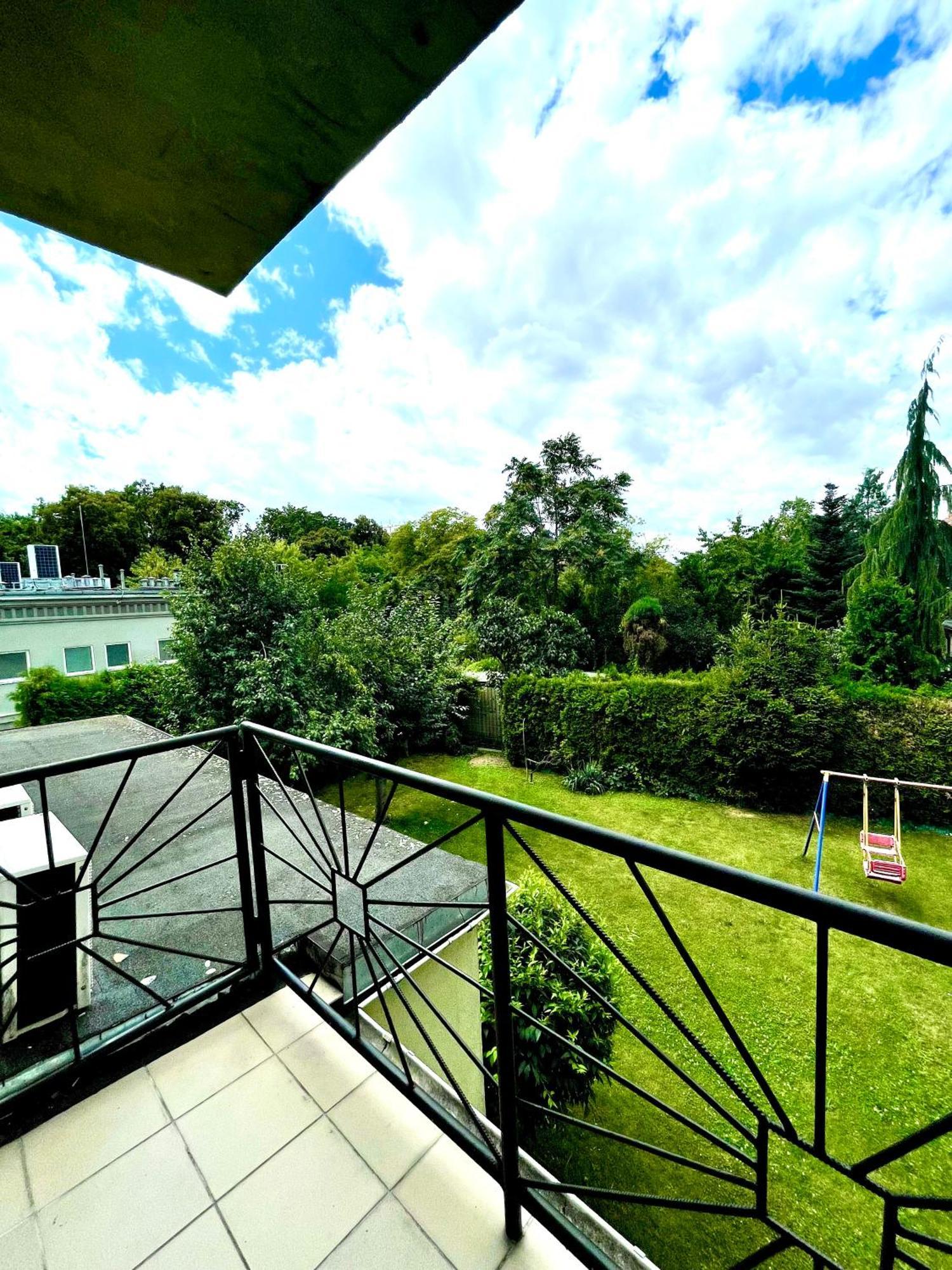 Happy Living Hostel Breslavia Exterior foto